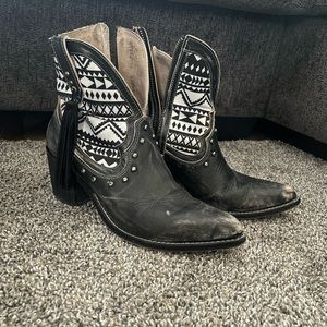 Circle G by Corral Aztec Boots